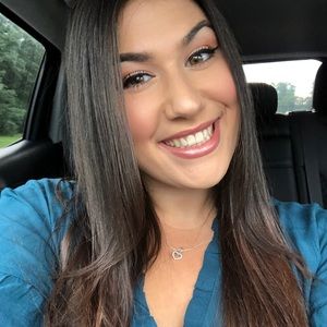 Meet your Posher, Annamarie